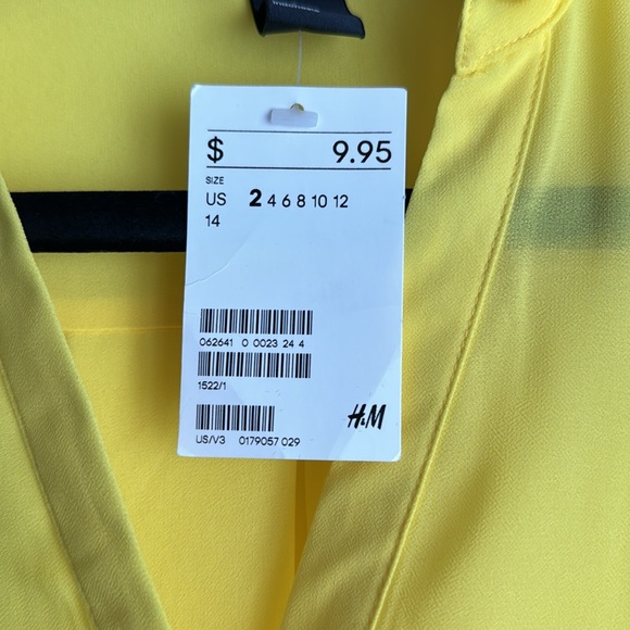 NWT - H&M bright yellow tank top - Picture 2 of 2
